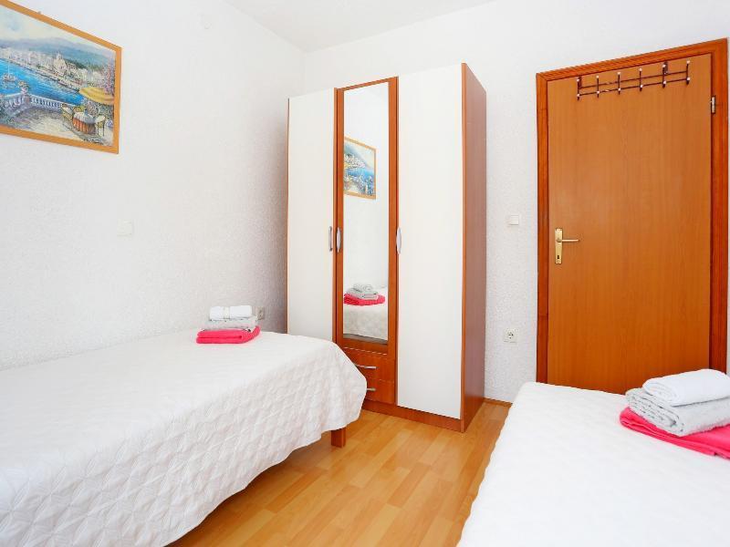 Apartments Damir Kaštel Štafilić Εξωτερικό φωτογραφία