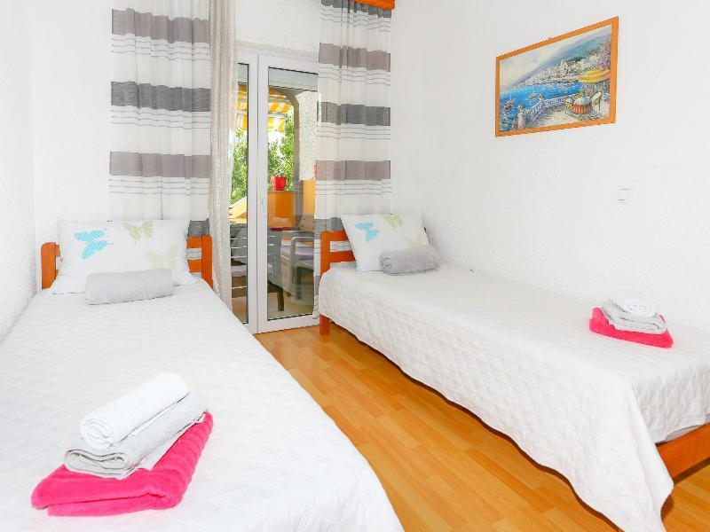 Apartments Damir Kaštel Štafilić Εξωτερικό φωτογραφία