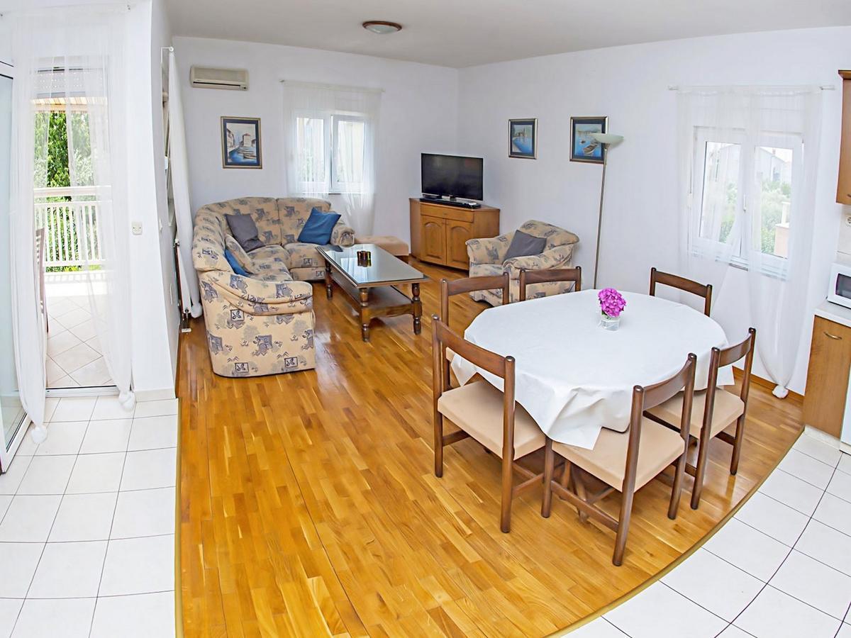Apartments Damir Kaštel Štafilić Εξωτερικό φωτογραφία