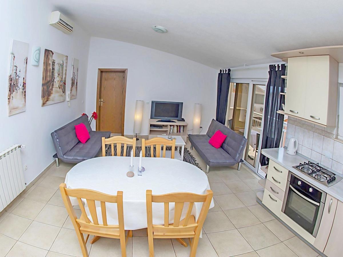 Apartments Damir Kaštel Štafilić Εξωτερικό φωτογραφία