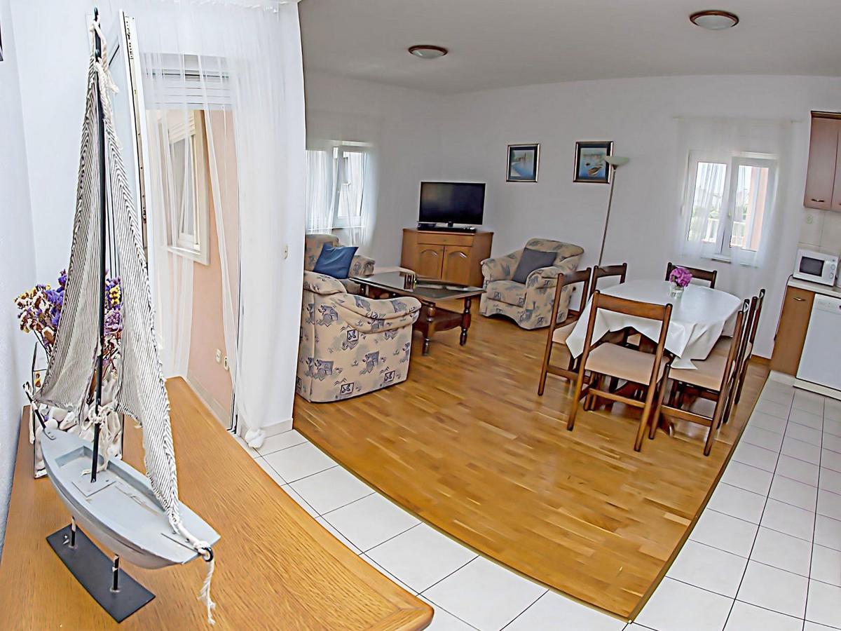 Apartments Damir Kaštel Štafilić Εξωτερικό φωτογραφία
