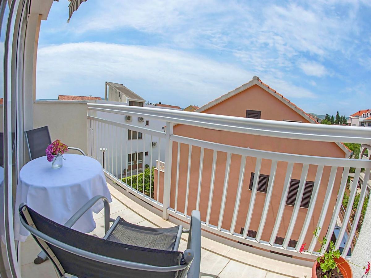 Apartments Damir Kaštel Štafilić Εξωτερικό φωτογραφία