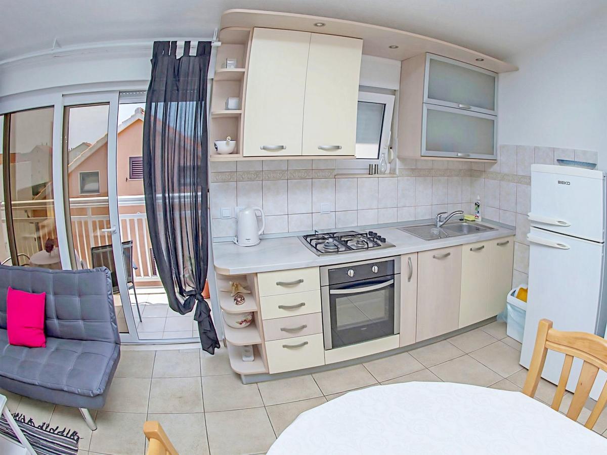 Apartments Damir Kaštel Štafilić Εξωτερικό φωτογραφία